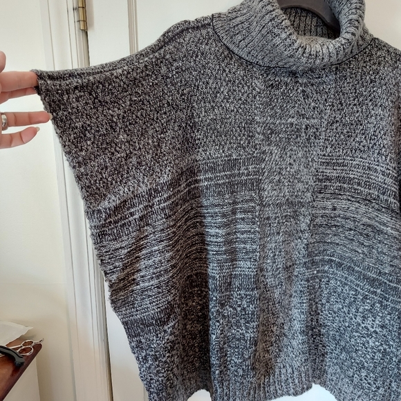 Grey Marled Knit Poncho - Picture 3 of 6